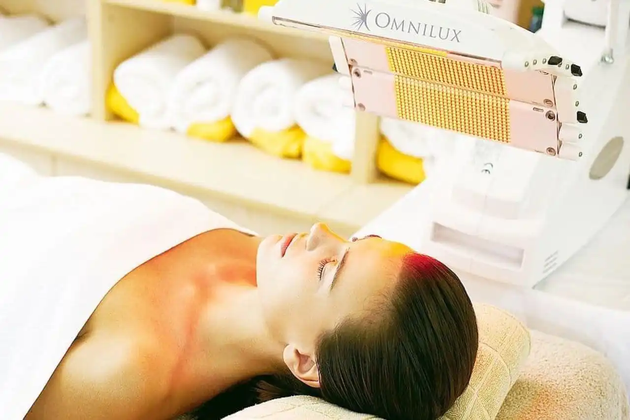 Omnilux Medical LED light therapy